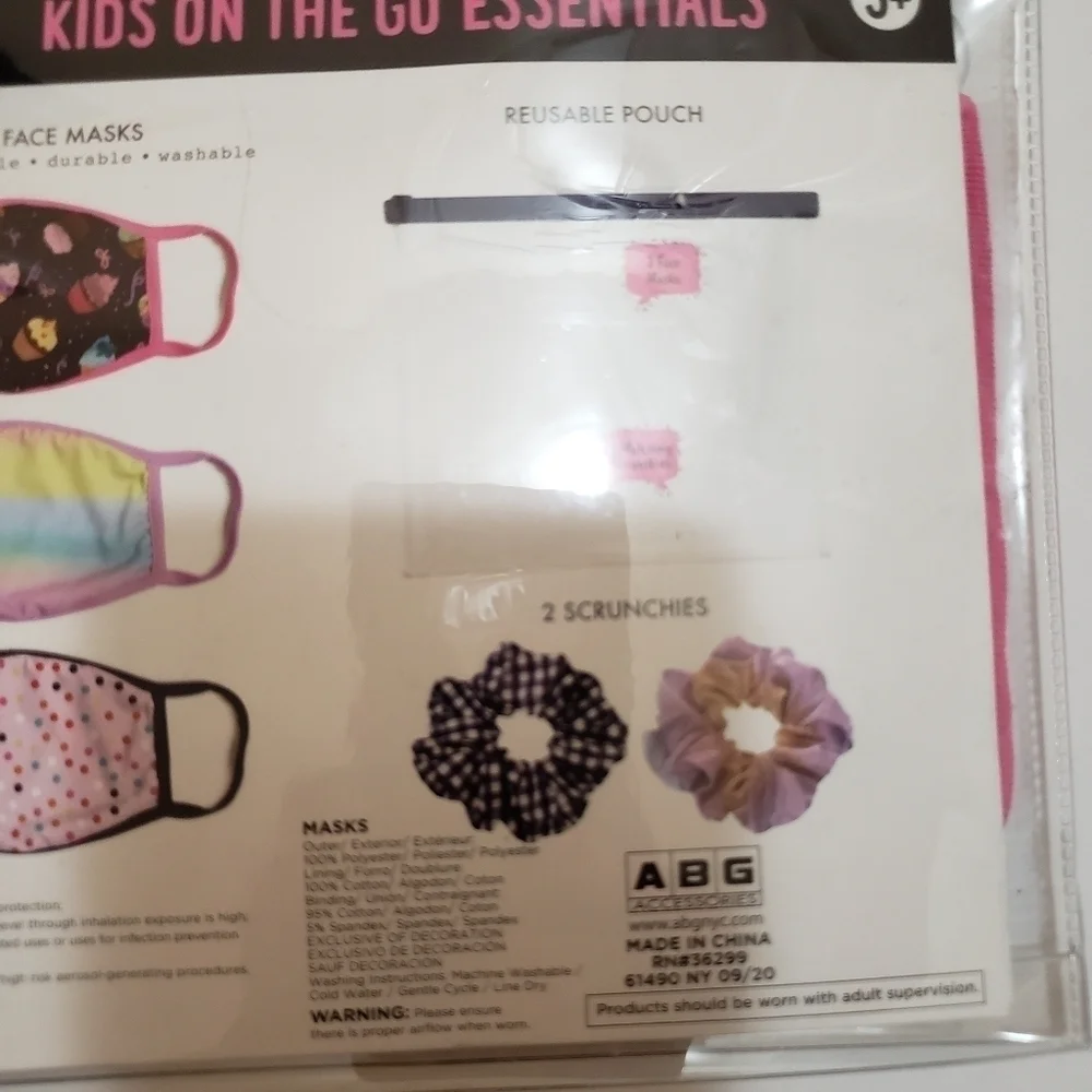 New Kids Face Masks and Scrunchie Set NWT 5 piece set Rainbow Cupcake Pink Blue